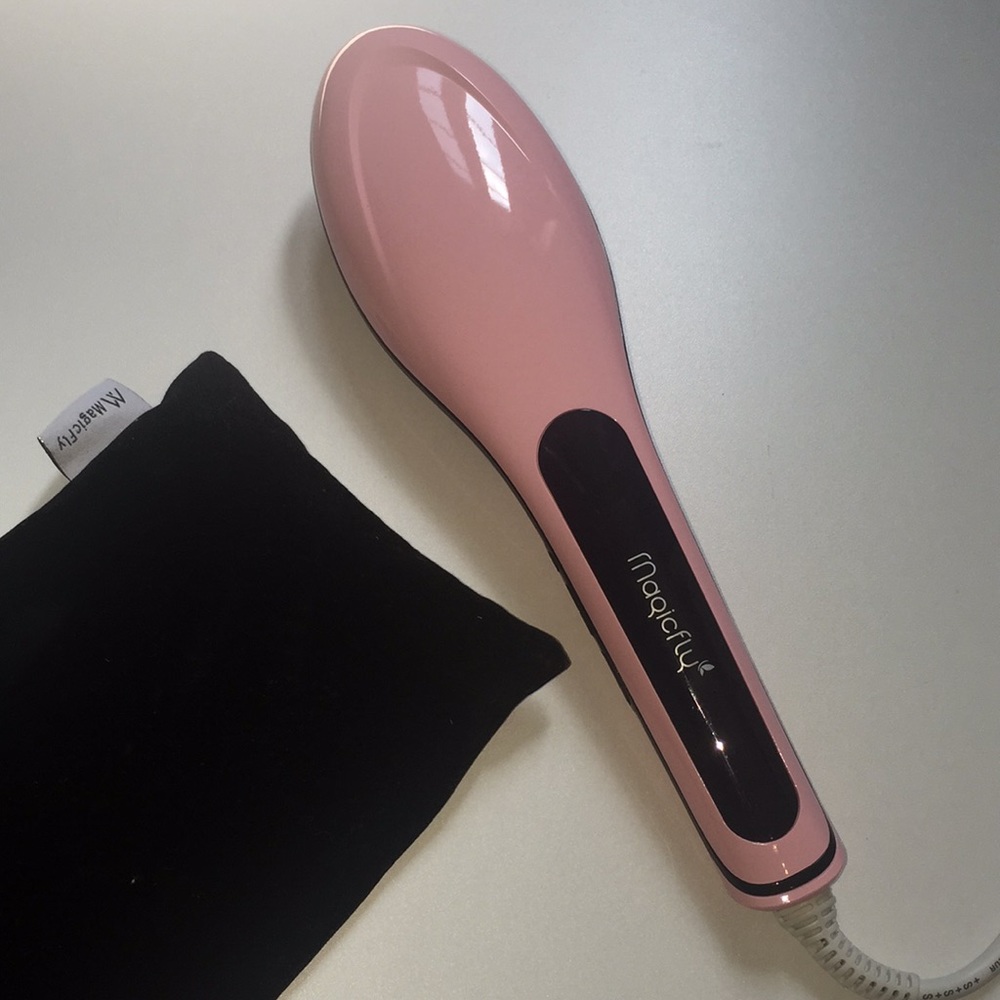 MagicFly Hair Straightener Brush Pink